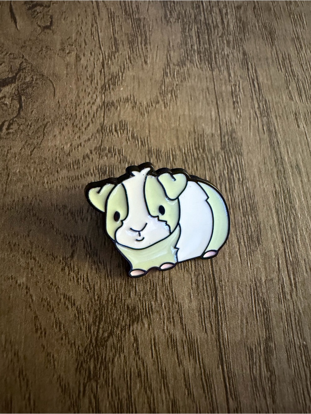 Cute Guinea Pig Enamel Pin - Cream and White